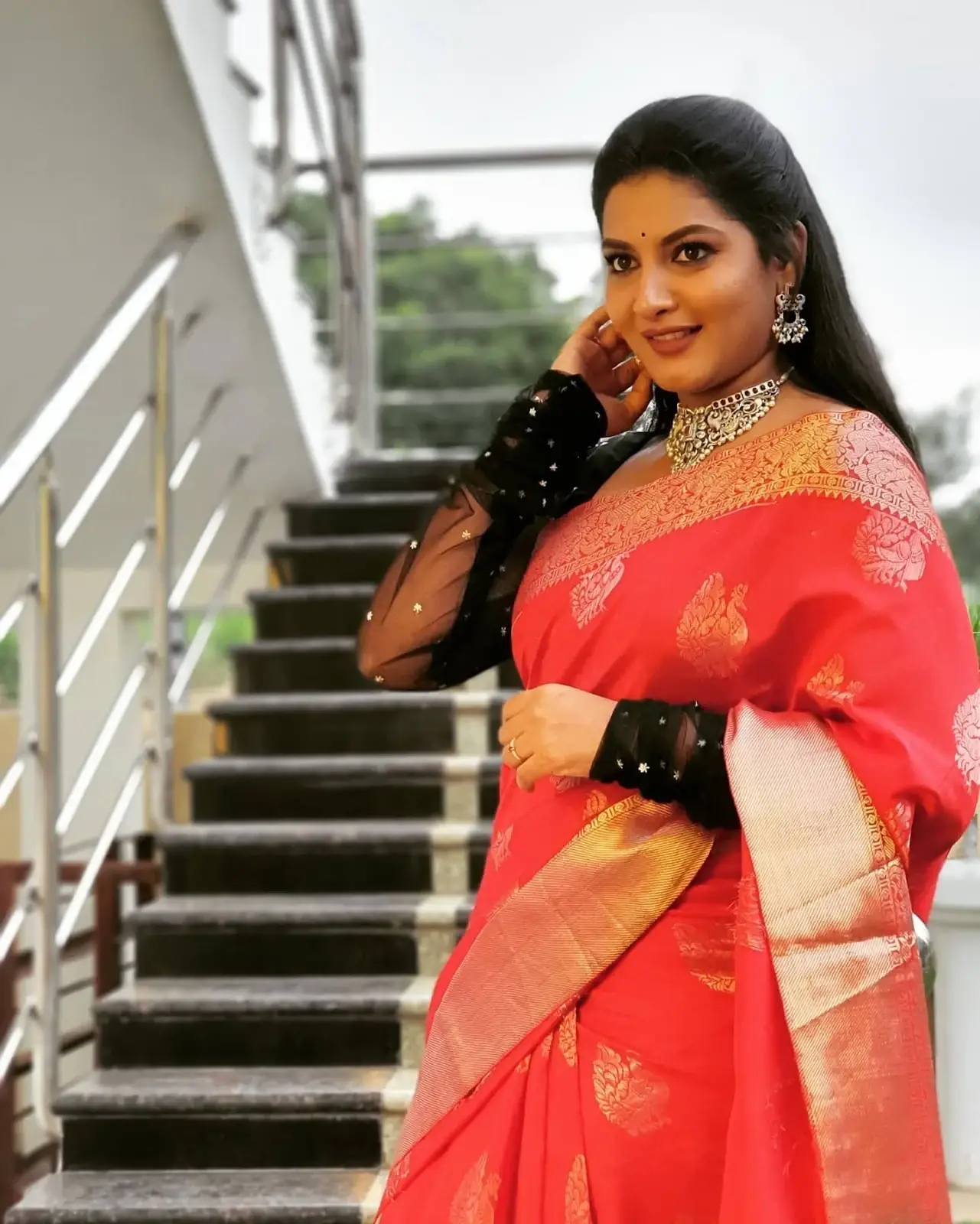 Pallavi Ramisetty Photos in Traditional Red Saree